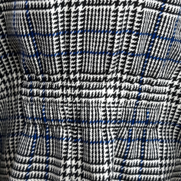 Cache Swing Cape Jacket - Picture 9 of 12